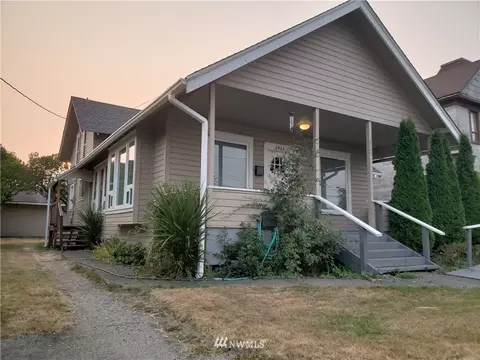 2924 Cedar St, Everett, WA 98201 photo 3