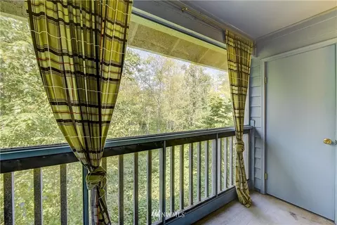 9727 18th Ave W #B302, Everett, WA 98204 photo 4