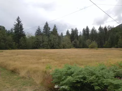 6483 Mt Baker Hwy, Deming, WA 98244