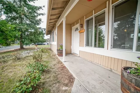 17408 6th Ave E, Spanaway, WA 98387 photo 3