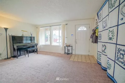 17408 6th Ave E, Spanaway, WA 98387 photo 4