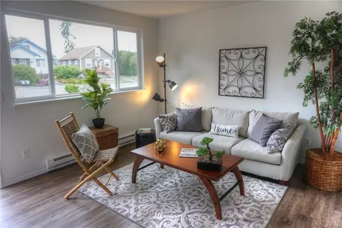 1108 Maple St, Everett, WA 98201 photo 4