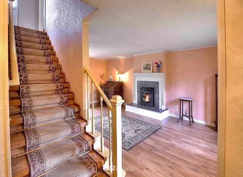 406 168th St E, Spanaway, WA 98387 photo 5