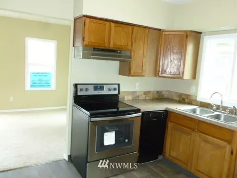 147 16th Ave, Longview, WA 98632 photo 3