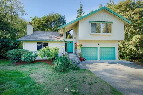131 E Canyon View Dr, Longview, WA 98632 photo 2