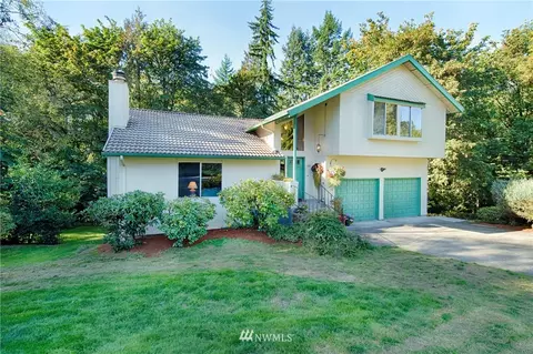 131 E Canyon View Dr, Longview, WA 98632 photo 1