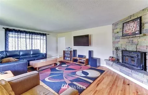 5927 Fleming St, Everett, WA 98203 photo 2