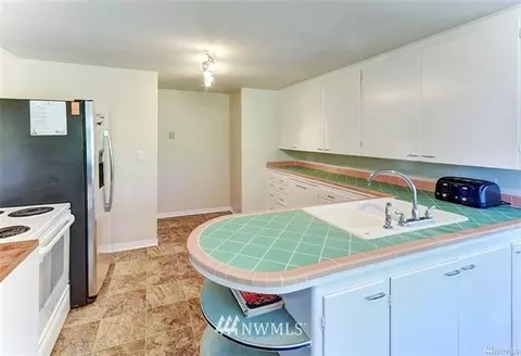 5927 Fleming St, Everett, WA 98203 photo 5
