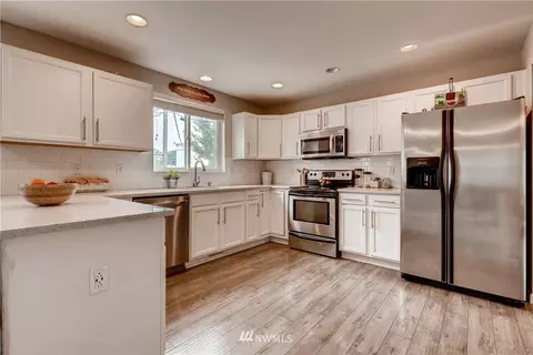 515 Harrison St, Sumner, WA 98390 photo 7