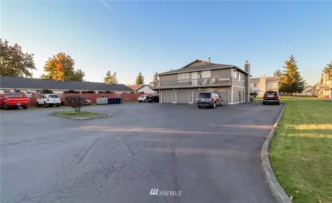 220 Charwila Ln, Enumclaw, WA 98022 photo 2