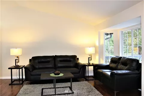 120 E Mcgill Ave, Everett, WA 98208 photo 4