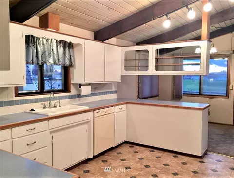 905 E Hamlet St, Othello, WA 99344 photo 5