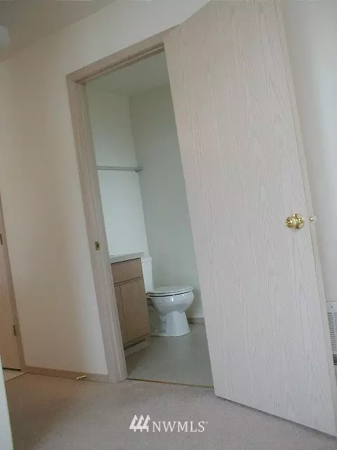 12116 Alexander Rd, Everett, WA 98204 photo 8