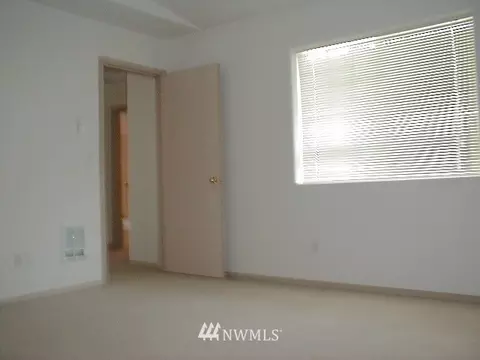 12116 Alexander Rd, Everett, WA 98204 photo 6
