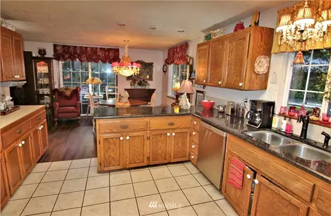 392 Dungeness Mdws, Sequim, WA 98382 photo 12