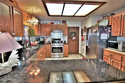392 Dungeness Mdws, Sequim, WA 98382 photo 9