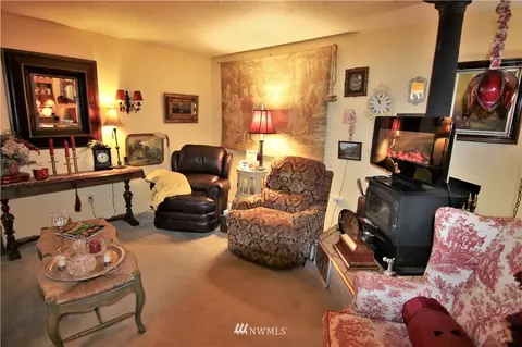 392 Dungeness Mdws, Sequim, WA 98382 photo 14