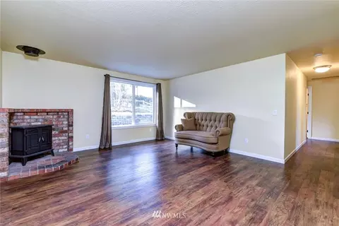 10304 27th Dr SE, Everett, WA 98208 photo 3
