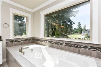 246 220th St SE, Bothell, WA 98021 photo 17