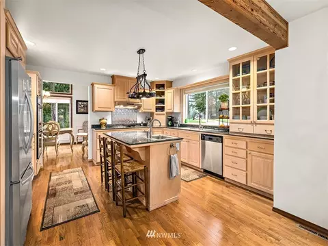 330 E Soderberg Rd, Allyn, WA 98524 photo 7