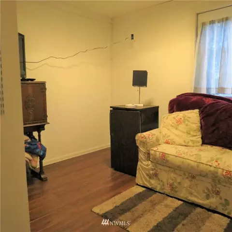 7406 Olympic Dr, Everett, WA 98203 photo 10