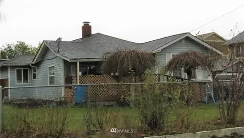 7406 Olympic Dr, Everett, WA 98203 photo 2