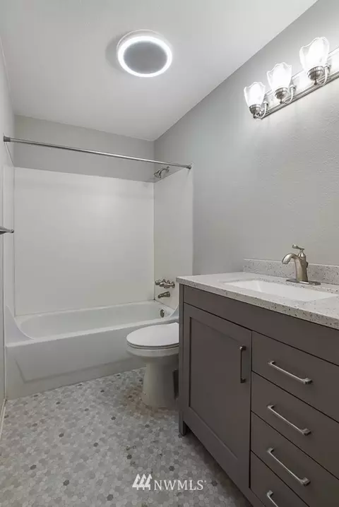 17010 19th Ave E, Spanaway, WA 98387 photo 9