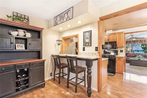 729 216th St SW, Bothell, WA 98021 photo 6