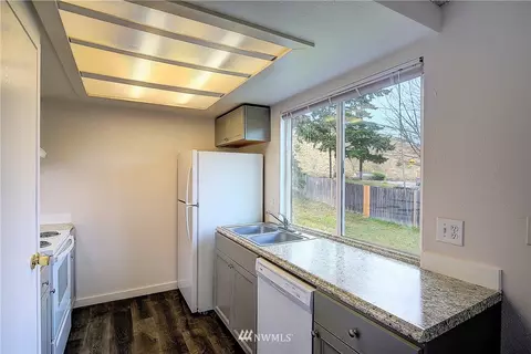 6026 Seahurst Ave, Everett, WA 98203 photo 7