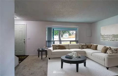 6026 Seahurst Ave, Everett, WA 98203 photo 4