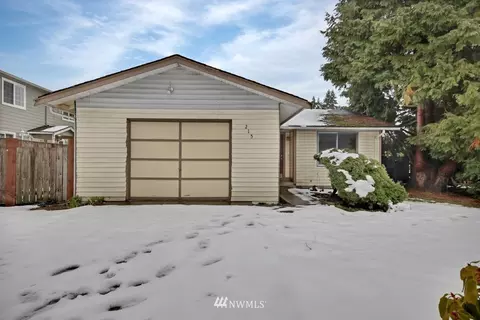 215 Varner Ave SE, Orting, WA 98360 photo 3