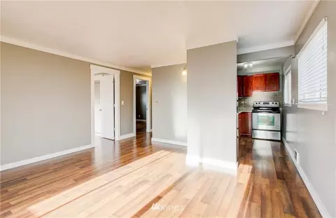 906 N 85th St, Seattle, WA 98103 photo 9