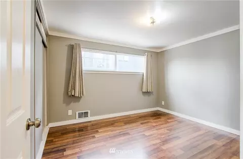 906 N 85th St, Seattle, WA 98103 photo 5