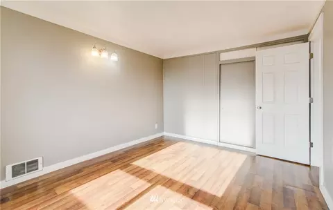 906 N 85th St, Seattle, WA 98103 photo 7