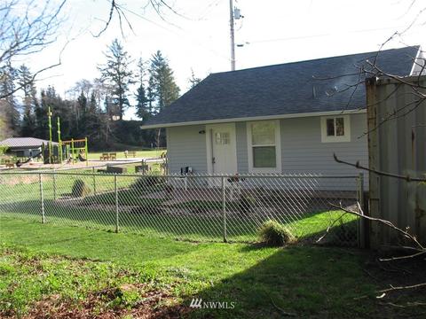 914 E Spruce St, Ilwaco, WA 98624 photo 5