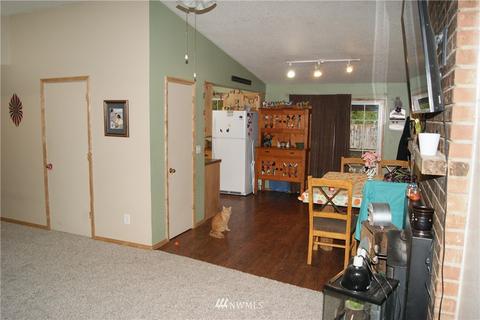 408 Olson Rd, Longview, WA 98632 photo 3