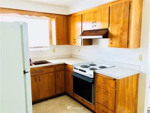 323 76th St SE, Everett, WA 98203 photo 5