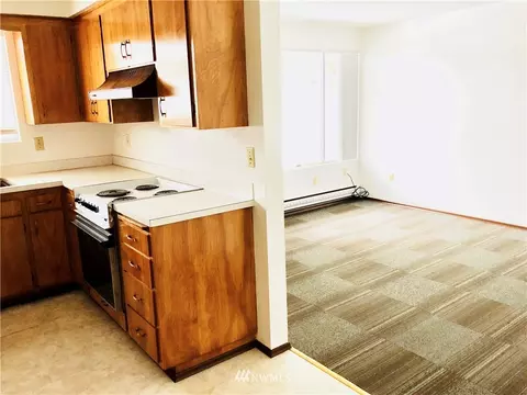 323 76th St SE, Everett, WA 98203 photo 13