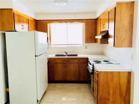 323 76th St SE, Everett, WA 98203 photo 4