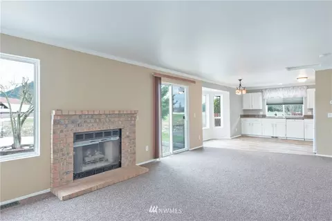 121 Jewell St, Enumclaw, WA 98022 photo 5