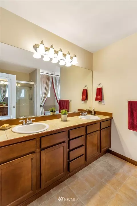 2919 Belmonte Ln, Everett, WA 98201 photo 16