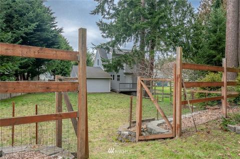 3653 Britzman Loop, Clinton, WA 98236 photo 5