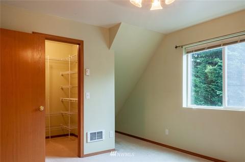 3653 Britzman Loop, Clinton, WA 98236 photo 16
