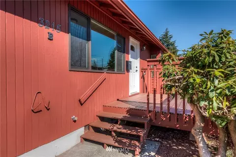 3215 21st St #B, Everett, WA 98201 photo 3