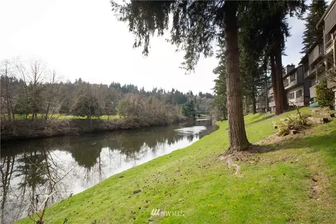 9721 Riverbend Dr, Bothell, WA 98011 photo 21