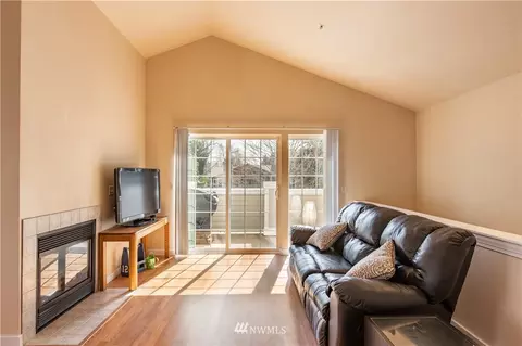 1522 196th St SE #D102, Bothell, WA 98012 photo 4