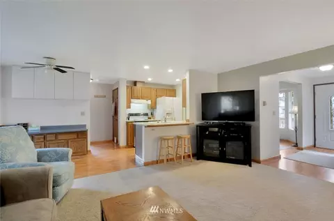 615 Harvest Rd, Bothell, WA 98012 photo 9