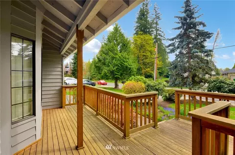 615 Harvest Rd, Bothell, WA 98012 photo 3