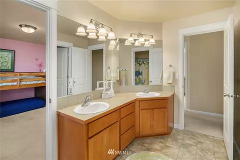 21933 42nd Ave SE, Bothell, WA 98021 photo 23