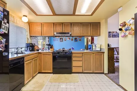 1125 Center Rd, Everett, WA 98204 photo 5